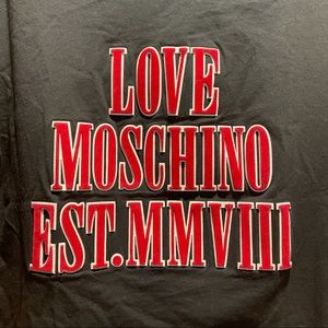 MOSCHINO T SHIRT *brand new just washed*